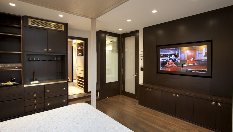 Master suite storage